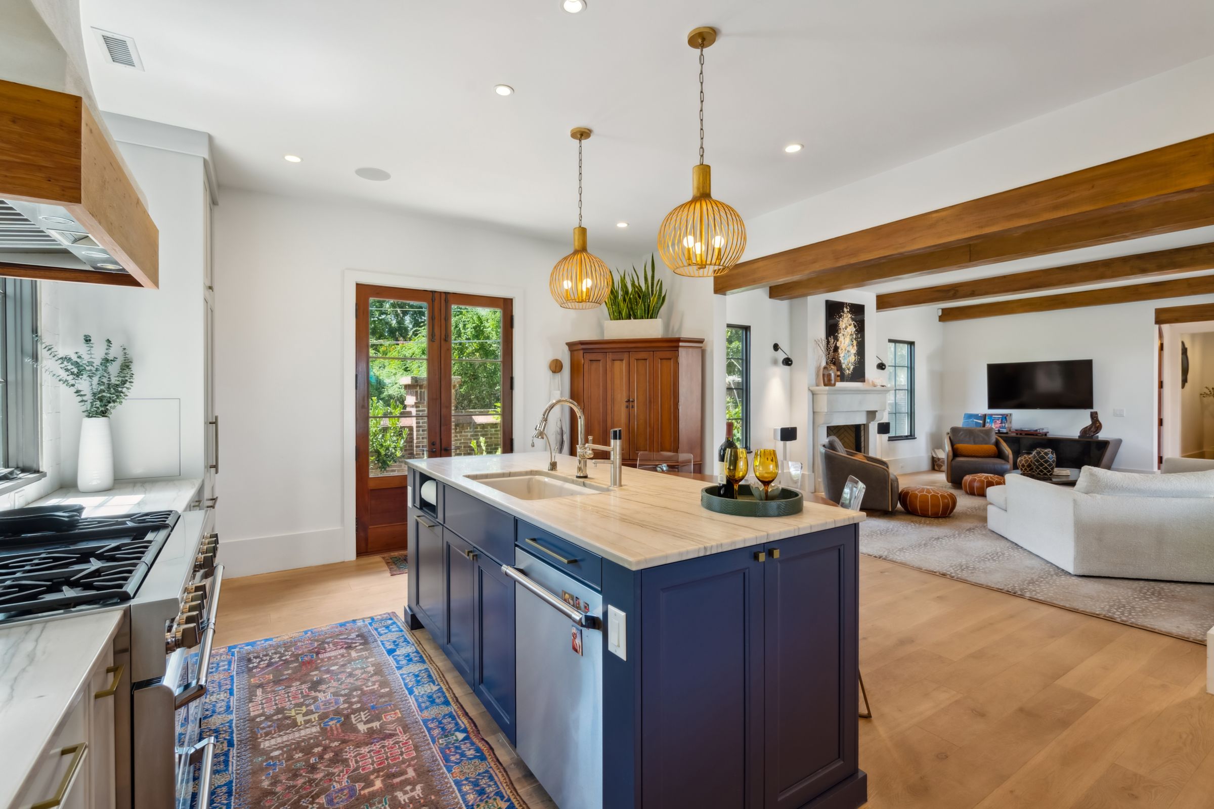 134 3rd Ave 027